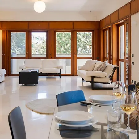 Villa Decor